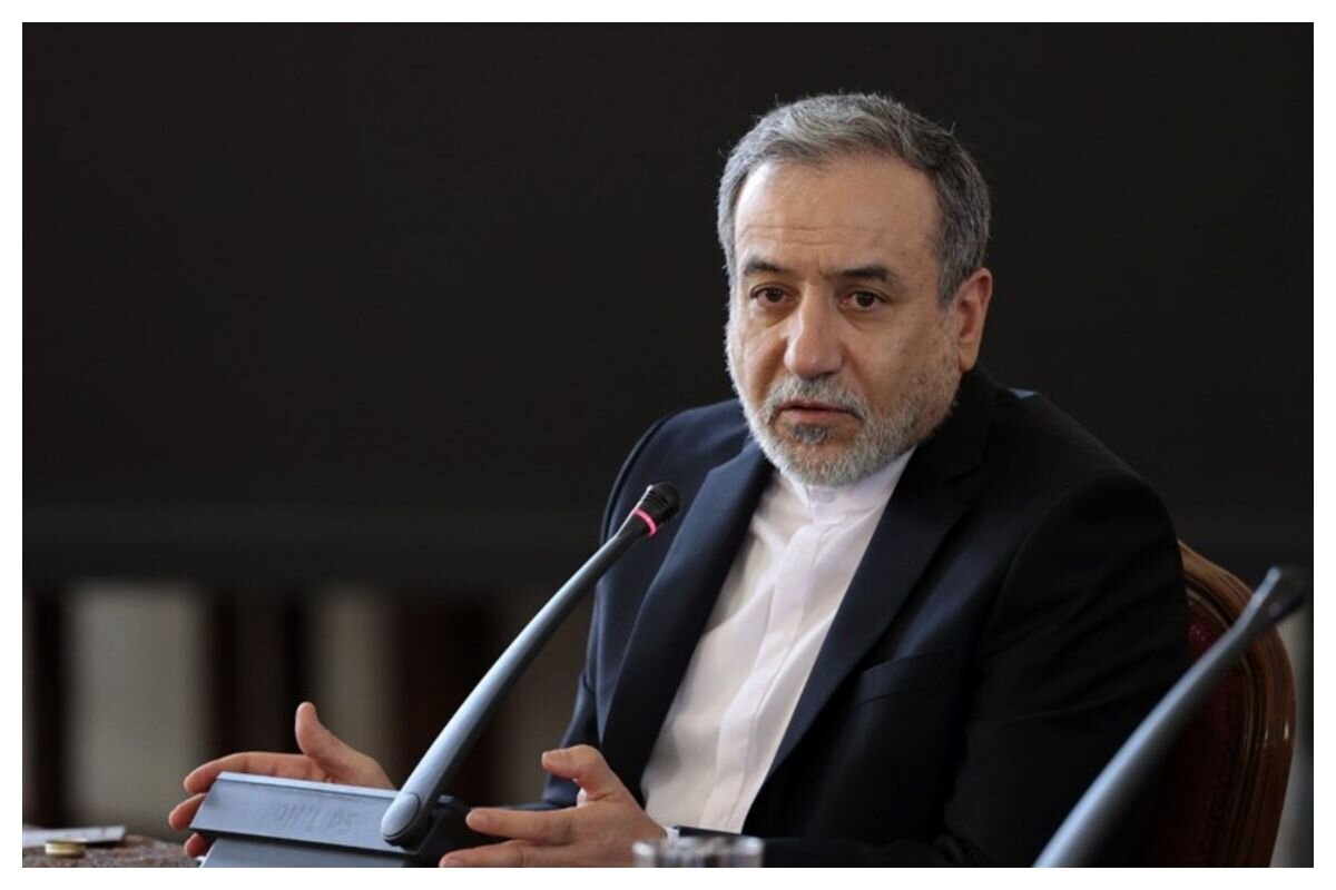 Araghchi blasts Polish officials for statements on Iran