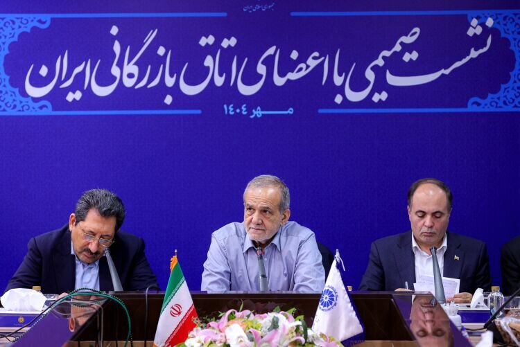 Pres. Pezeshkian: West using Snapback mechanism to undermine Iran’s oil, trade sectors