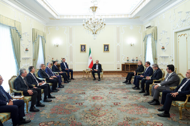 Iran’s President: Islamic unity thwarts US, Zionist conspiracies