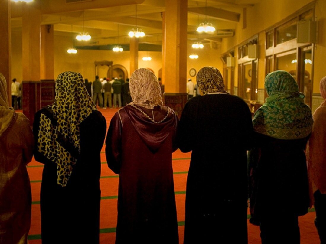 Case Registered Against Three women For Offering prayers in Pune, India