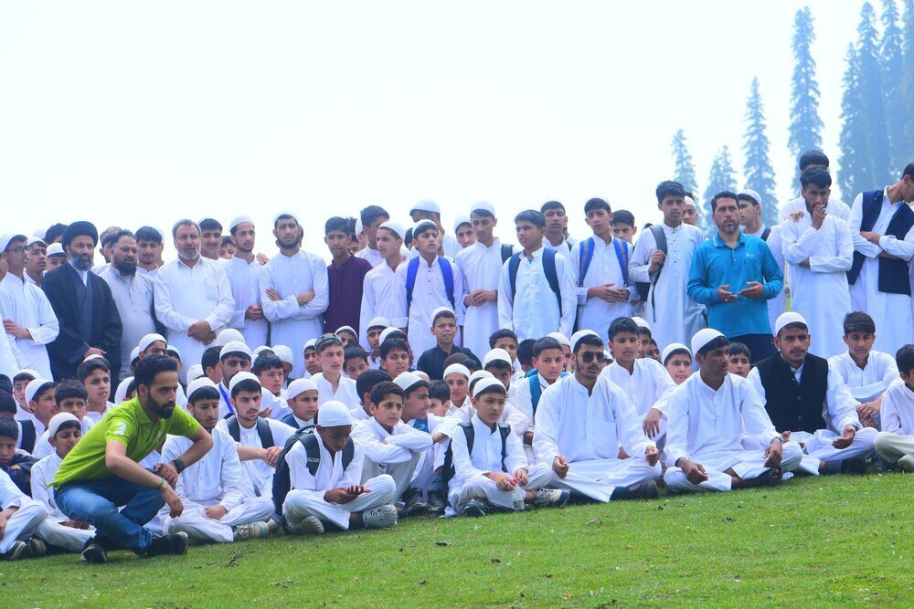 Supporting Seminary Is, in Fact, Preparation for Reappearance of Imam Mahdi (A.S.)