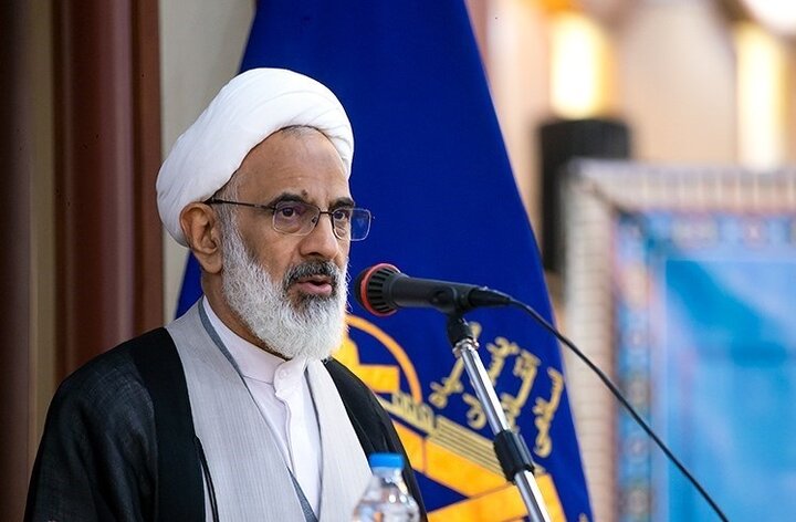 نماینده‌ ولی‌فقیه در سپاه: مردودخواندن تفاهمی که رهبری مجوز داده‌اند مصداق ولایت‌پذیری نیست