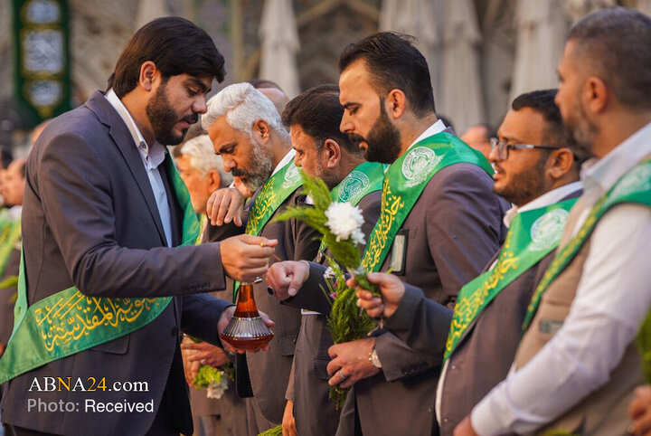 شکوه جشن میلاد حضرت زینب(س) در حرم مطهر امیرالمؤمنین(ع)
