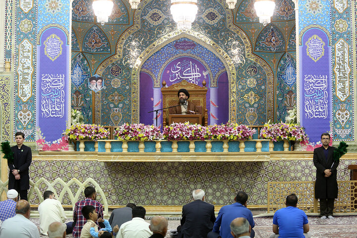 Photos: Hazrat Zainab birth anniversary celebrated in Qom