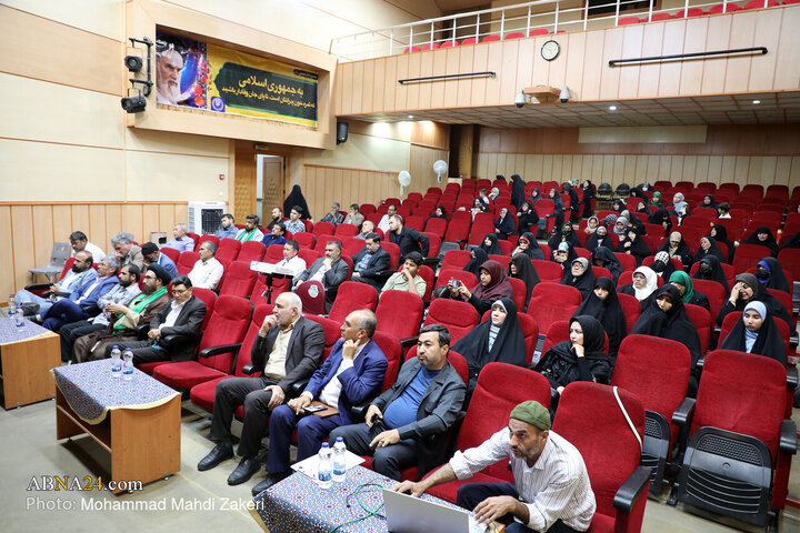 محفل بین‌المللی شعر مقاومت با محوریت «حجاب میراث زینبی» در قم