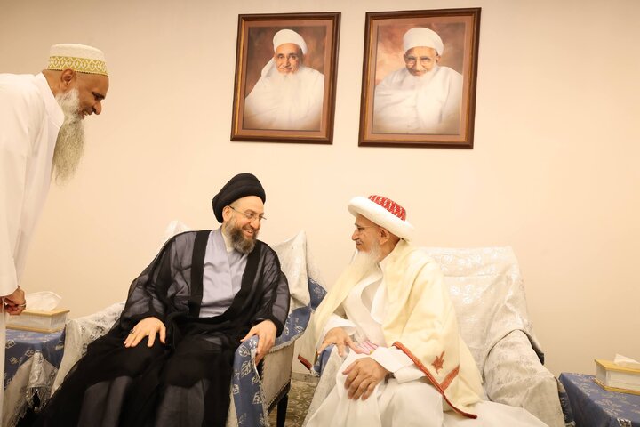 عمار حکیم در کربلا با شیخ مفضل سیف‌الدین، سلطان بهره اسماعیلیه، دیدار کرد