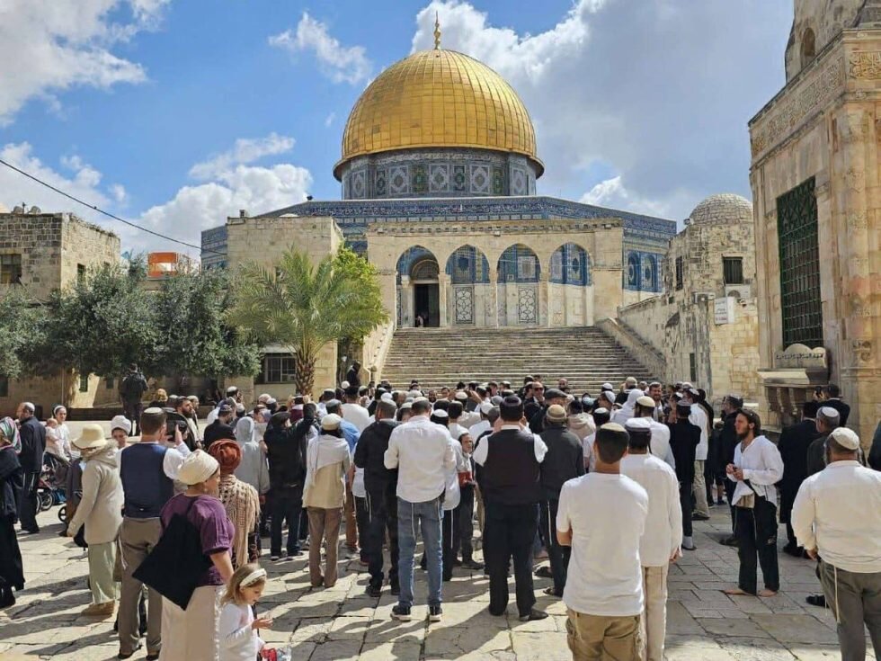 AL-Quds govt warns of colonial project targeting Aqsa Mosque