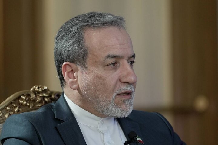 استقبال عراقچی از اظهارات گروسی و وزیر خارجه عمان