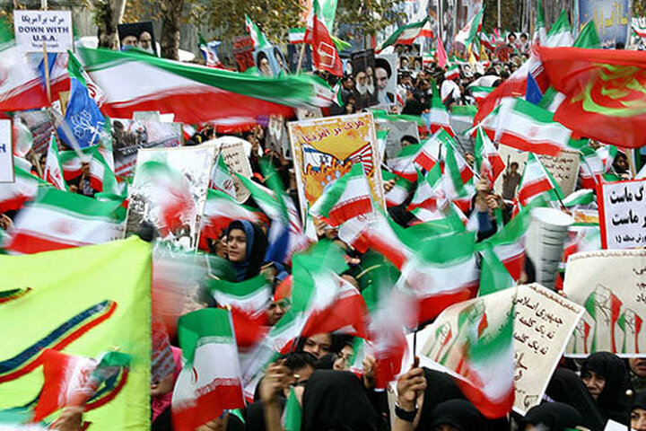 پیام مدیر حوزه علمیه فارس در سالروز ۱۳ آبان/ دهه استکبارستیزی فرصتی برای بازخوانی وجدان جهانی است