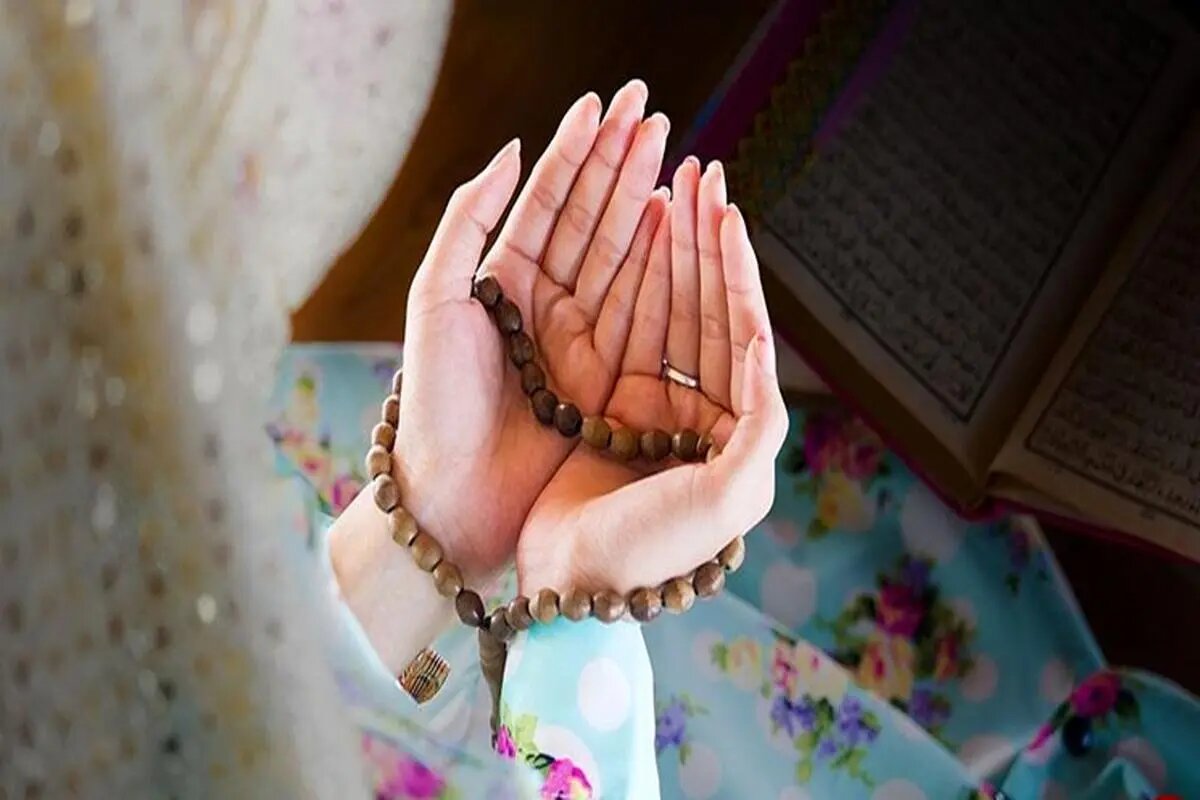 توسّل در آموزه‌های دینی؛ راه درست کدام است؟
