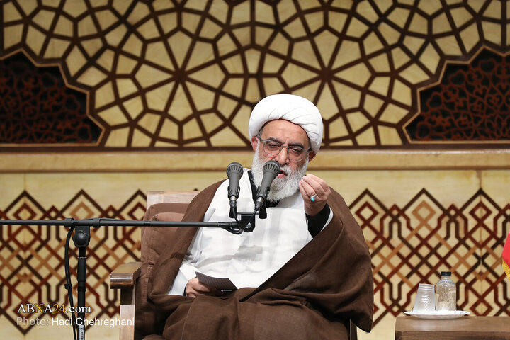 Photos: Conference of higher levels professors of Qom Seminary