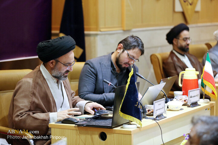 کمیسیون تخصصی همایش ما و غرب در اندیشه آیت‌الله خامنه‌ای در قم