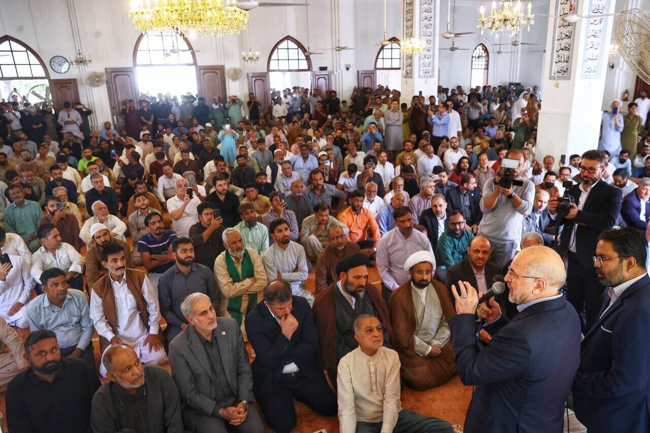 Iranian Parliament Speaker urges Muslims to stand united, firm against Israeli regime