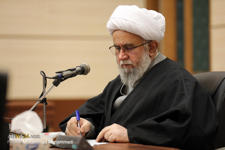 Photos: Russian women seminary students meet with Secretary General of AhlulBayt World Assembly