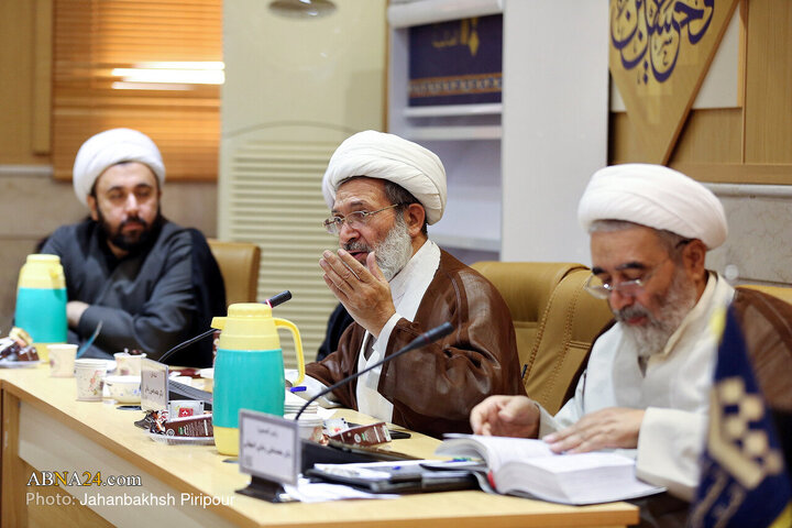 Photos: Specialized Commission of conference on "Us, West in Thought of Ayatollah Khamenei" held in Qom