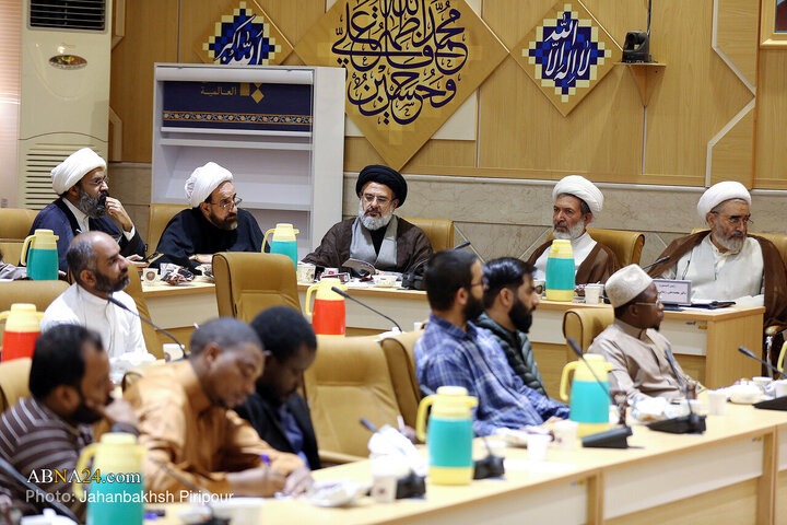 Photos: Specialized Commission of conference on "Us, West in Thought of Ayatollah Khamenei" held in Qom
