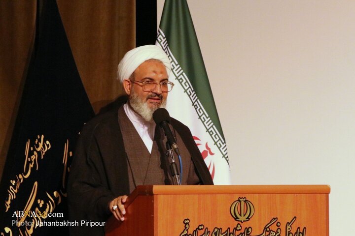 Photos: First International Congress of Fatemi Poetry Night held in Qom