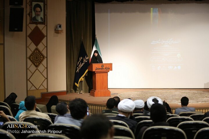 Photos: First International Congress of Fatemi Poetry Night held in Qom