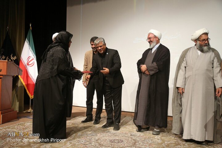 Photos: First International Congress of Fatemi Poetry Night held in Qom