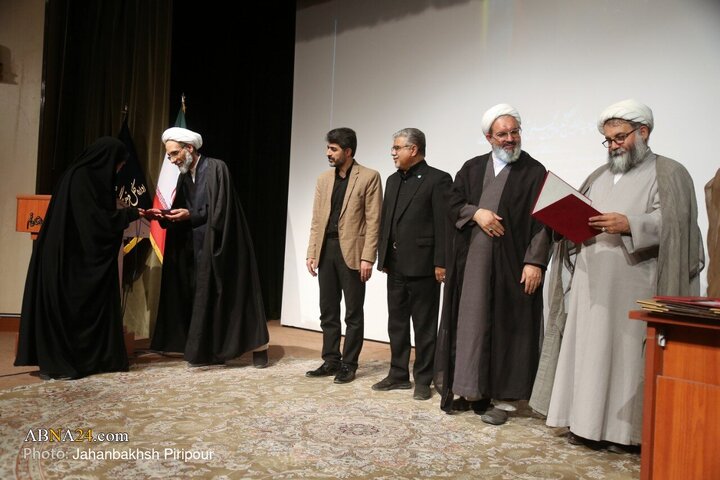 Photos: First International Congress of Fatemi Poetry Night held in Qom