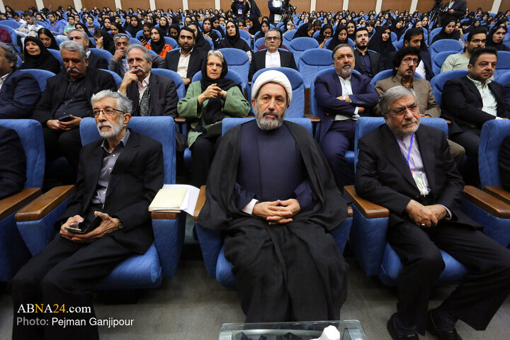 Photos: "Prophet of Mercy" International Poetry Festival held in Isfahan