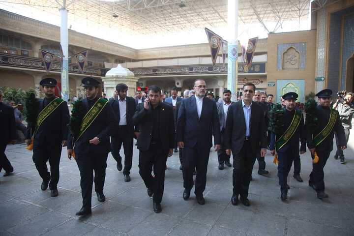 Photos: Iranian mayors paid pilgrimage visit to Hazrat Masoumeh holy shrine