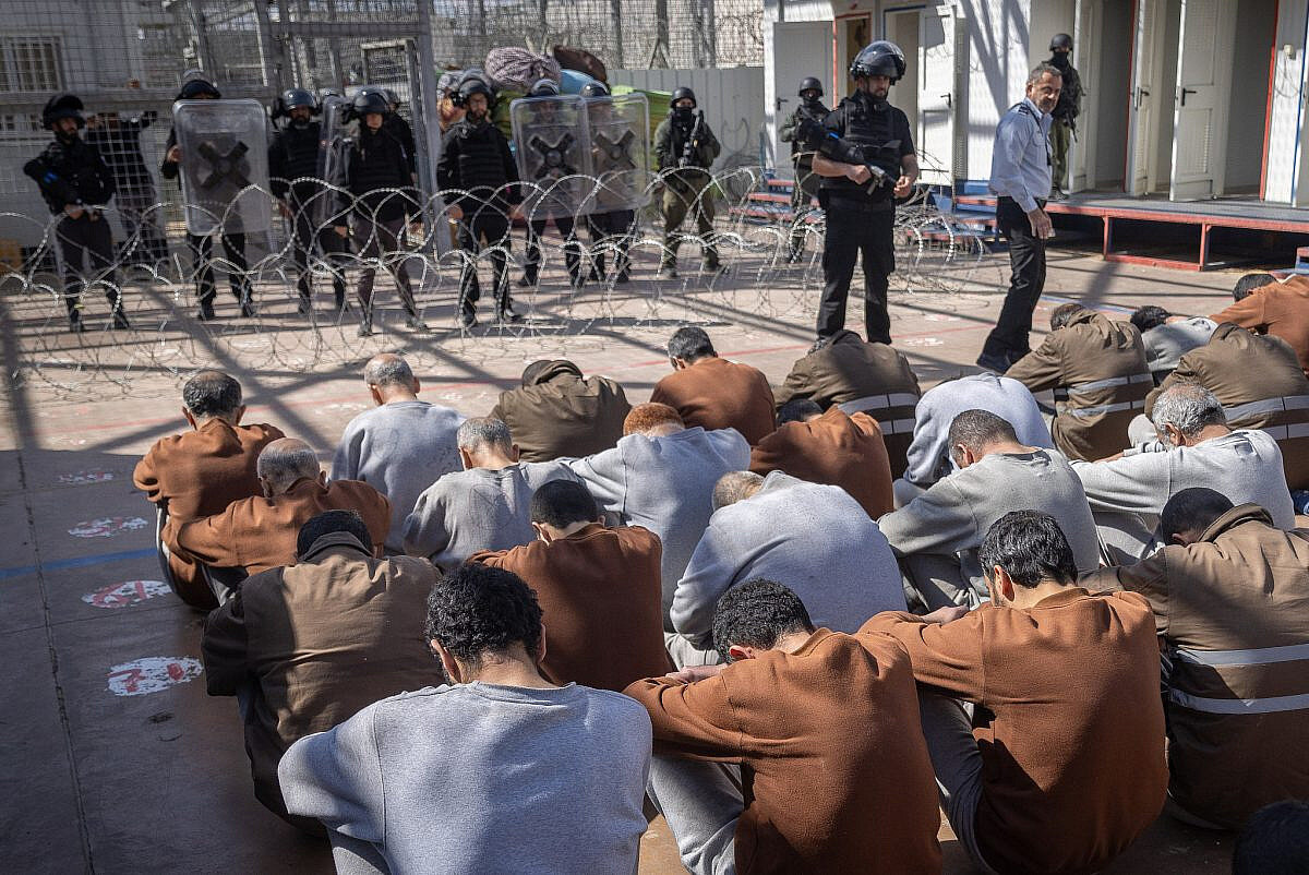 Released Palestinian prisoners report systematic sexual torture in Israeli detention