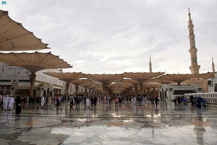 ویدیو | باران رحمت الهی در مدینه منوره