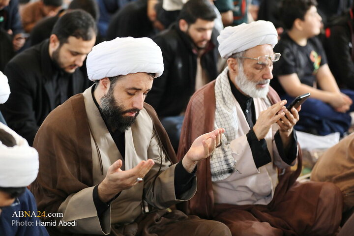 Photos: Praying for rain in Qom