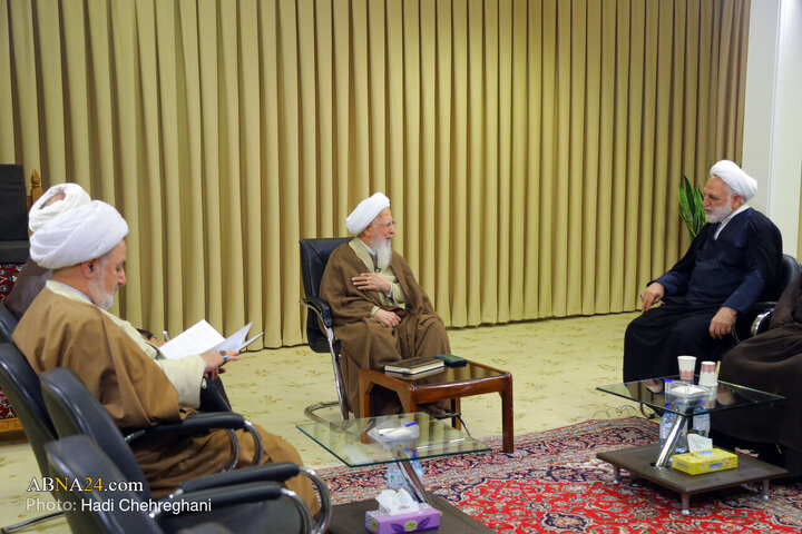 Photos: Head of Iran's Judiciary meets with Ayatollah Javadi Amoli