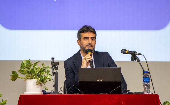رونمایی از ۶ عنوان کتاب با موضوع دفاع مقدس در رشت