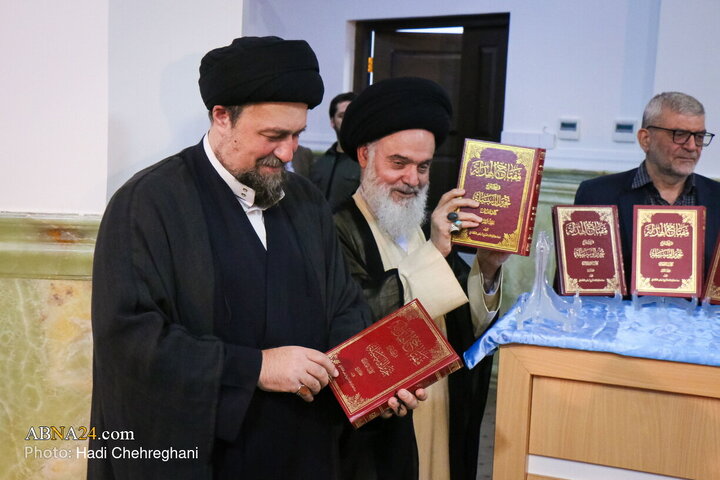 مراسم رونمایی از کتاب هفت جلدی «مفتاح الهدایه فی شرح تحریر الوسیله» اثر آیت الله مقتدایی با حضور آیت‌الله حسینی بوشهری، حجت‌الاسلام سید حسن خمینی و جمعی از اساتید و طلاب برگزار شد.
