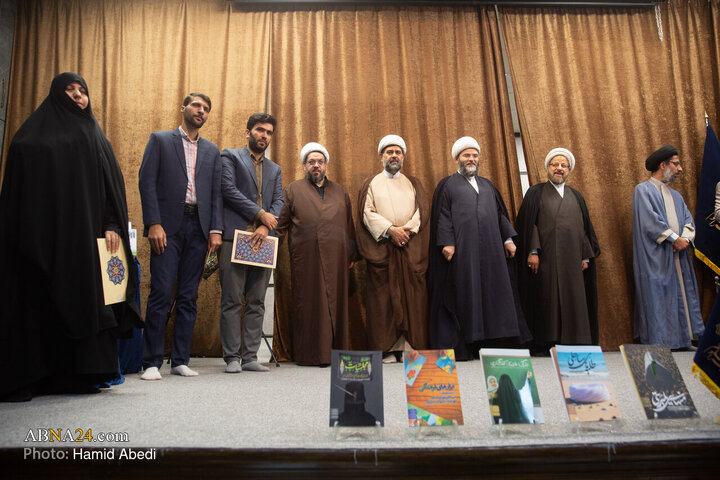 Photos: Unveiling ceremony for 40 volumes published by Development Task Group held in Qom