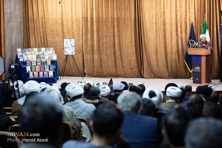 Photos: Unveiling ceremony for 40 volumes published by Development Task Group held in Qom