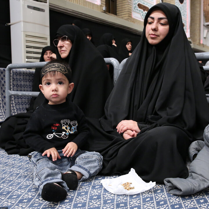 Imam Khamenei attends first night of mourning ceremony for Hazrat Zahra