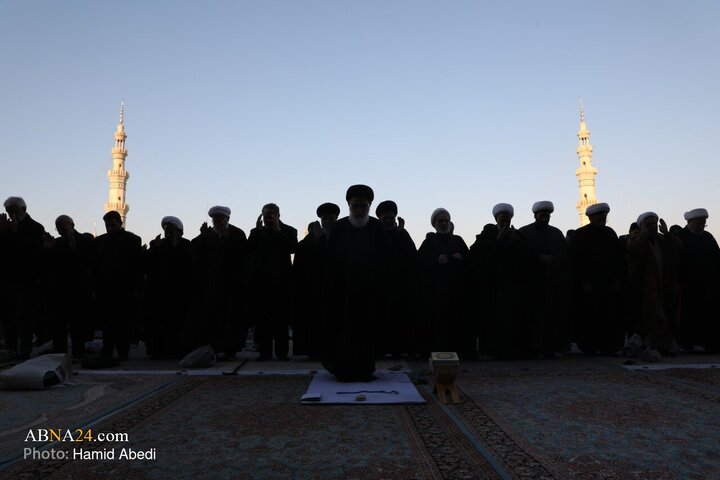 Photos: Praying for rain in Jamkaran Mosque