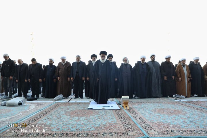 Photos: Praying for rain in Jamkaran Mosque