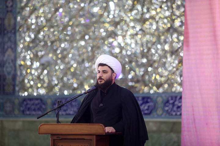qom