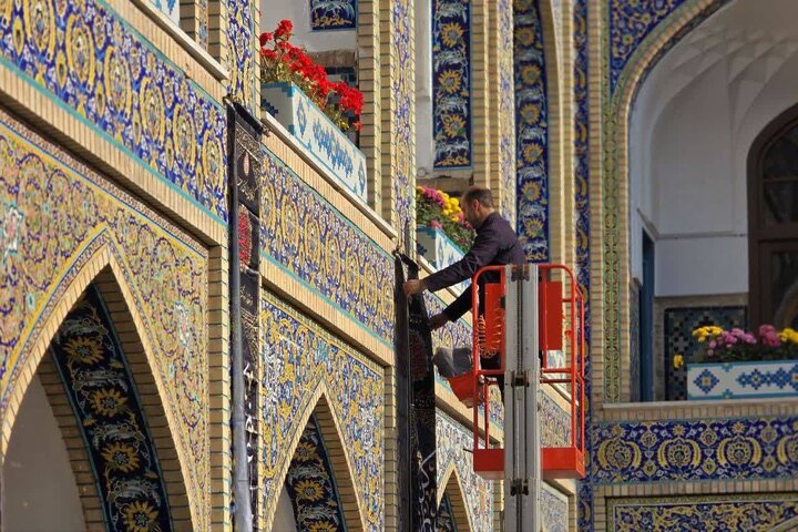 Photos: Imam Reza holy shrine covered in black on eve of Hazrat Zahra martyrdom anniversary