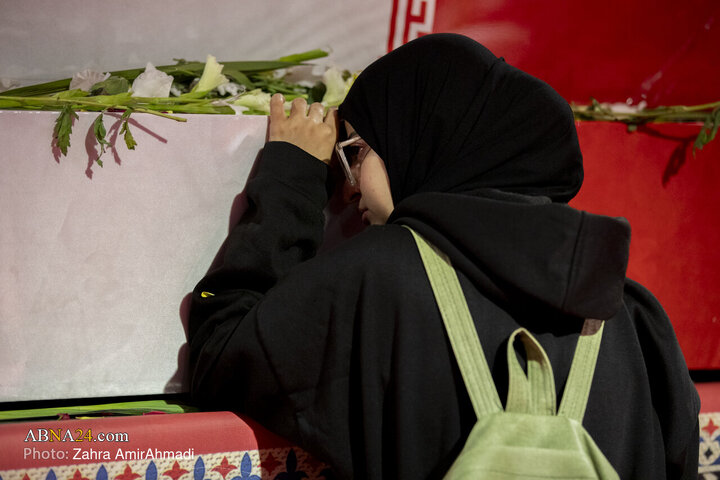آیین وداع با پیکر‌های مطهر ۱۰۰ شهید گمنام در موزه ملی انقلاب اسلامی و دفاع مقدس