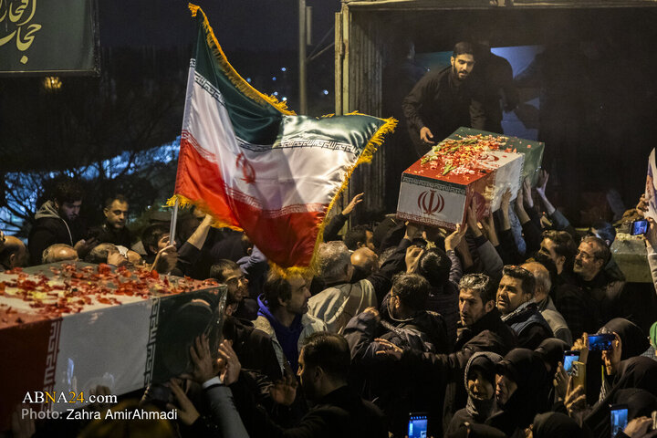 آیین وداع با پیکر‌های مطهر ۱۰۰ شهید گمنام در موزه ملی انقلاب اسلامی و دفاع مقدس