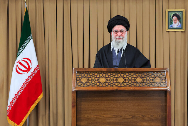 Imam Khamenei: US’s global interference is making it increasingly detested among nations