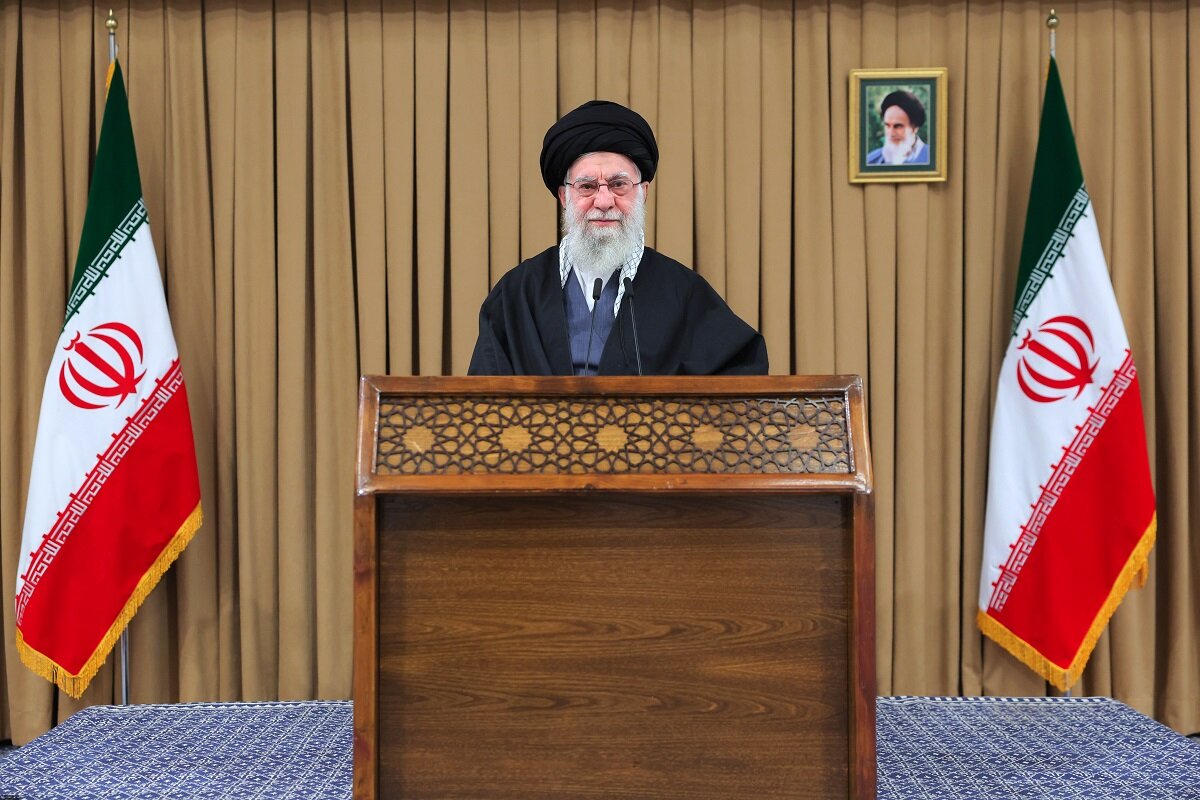 Iranian Diplomats Reaffirm Allegiance to Ayatollah Khamenei Amid Trump Threats