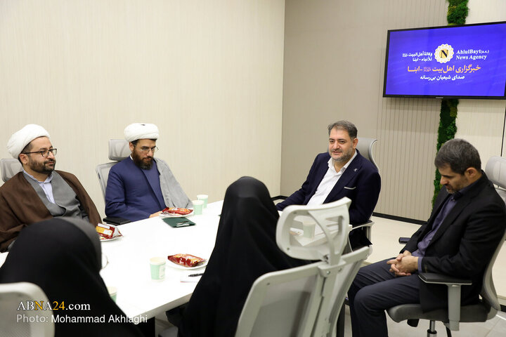 بازدید فعالان نشریات دانشجویی دانشگاه قم از خبرگزاری بین‌المللی ابنا