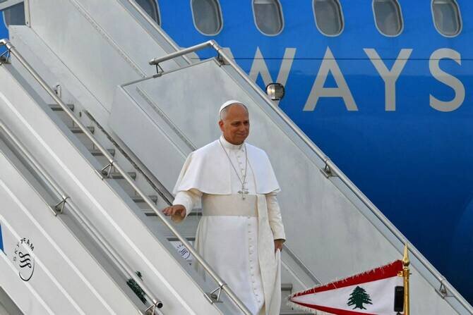 Video: Reception for Pope in Beirut with Slogan “Labayk Ya Nasrallah”