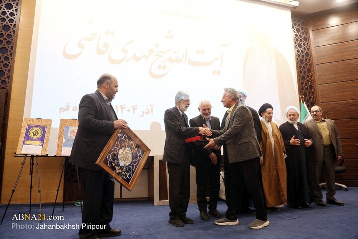 Photos: Commemoration ceremony for Ayatollah Ghazi Khorramabadi held in Qom