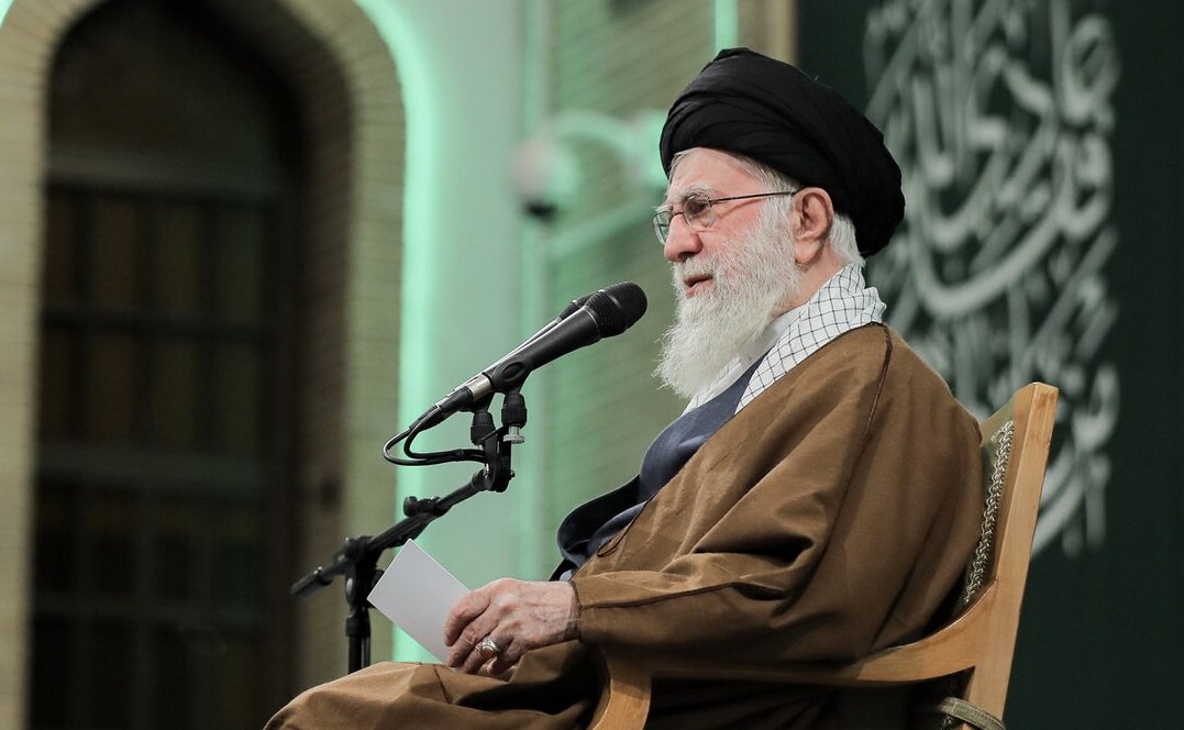 زن، کارگزار خانه نیست؛ مدیر است/ رسانه‌ها مراقب باشند ترویج دهنده تفکر غلط غربی درباره زن نباشند