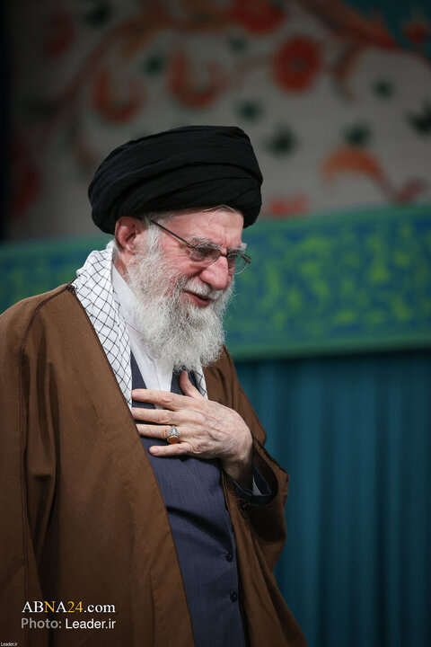 Photos: Imam Khamenei receives thousands of women from throughout country