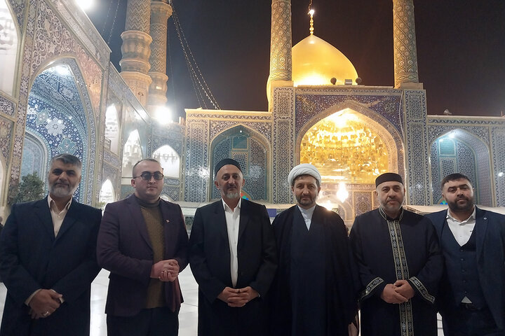 Photos: Head of Georgia’s Muslim Administration visits Hazrat Masoumeh Holy Shrine