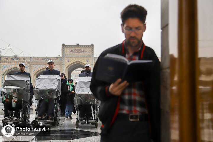 Photos: Pilgrimage of pilgrims with disabilities to Imam Reza Holy Shrine